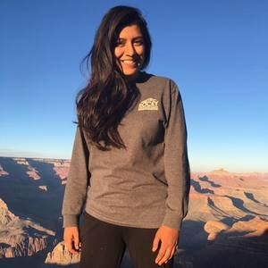 Meet your Posher, Monica